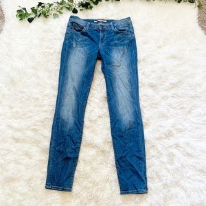 blue delta jeans cost